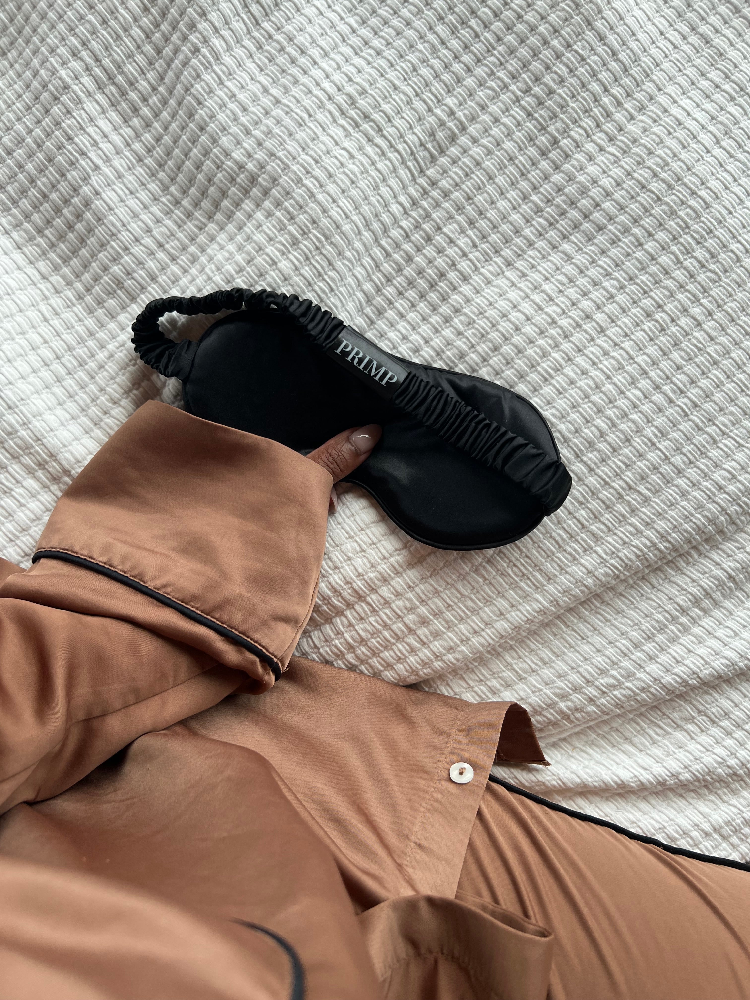 Silk & Summer Skin: How I Stay Hydrated and Glowing All Season Long